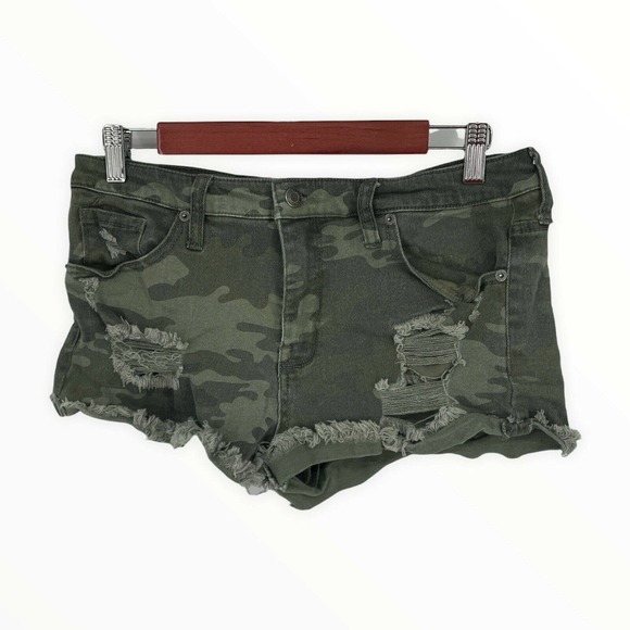 Mossimo Womens Shorts Hi-Rise Camo Distressed Cutoff Green Size 10 - Picture 1 of 6